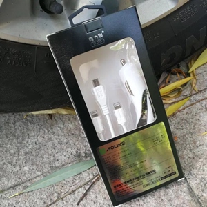 奥力科AL-526车载USB一拖四 智能点烟器充电器汽车车充多头,环泰车饰
