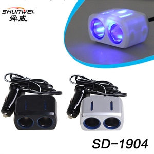 舜威一分二电源分配器 氛围灯点烟器100W车载充电器 SD-1904T,振涛车品,东风风光330仪表盘垫