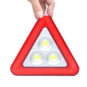 汽车用品多功能带LED灯应急三角警示牌 警示架COB强光投光泛光灯,振涛车品