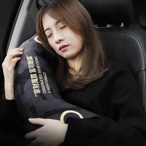 问童子4合1抱枕靠垫多功能抱枕车载靠垫安全带护肩颈抱枕车内用品,科达车品,忍心