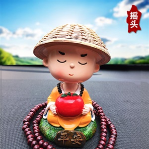 新款禅二小摇头和尚汽车树脂摆件弹簧淡定平安汽车中控台内饰用品,睿亨